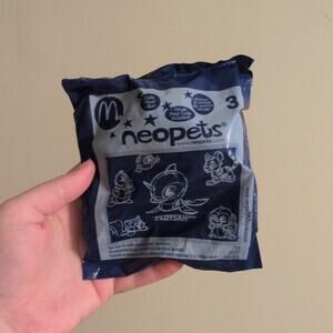 Vintage New Neopets Floatsam Sealed Toy #3 McDonald's 2004 Happy Meal Toy